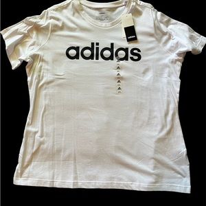 Adidas women’s T-shirt 2xl